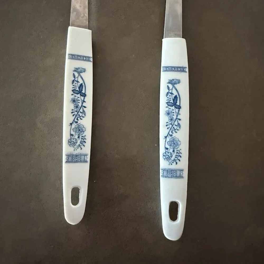 Unbranded vintage spatula